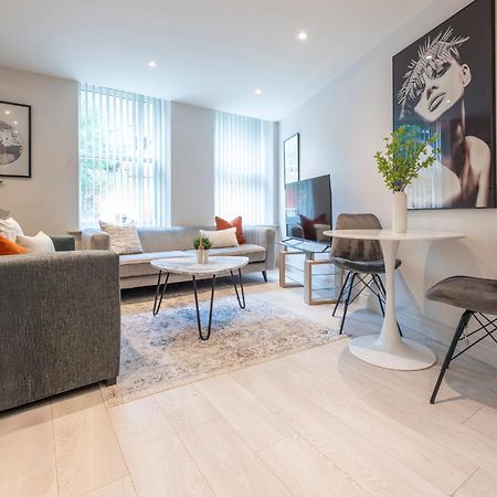 Harvey Nic'S & Designer Quarter 18 Ch Apartment ลีดส์ ภายนอก รูปภาพ