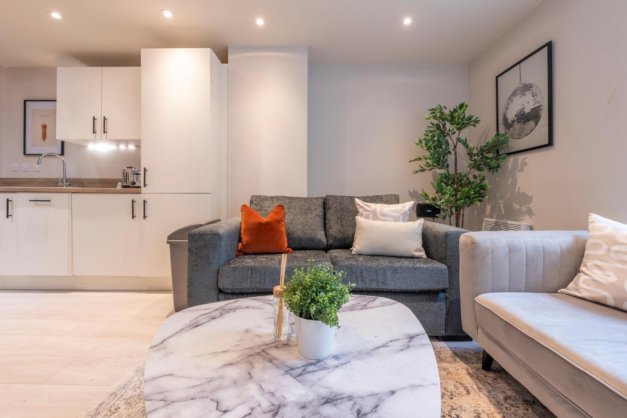 Harvey Nic'S & Designer Quarter 18 Ch Apartment ลีดส์ ภายนอก รูปภาพ